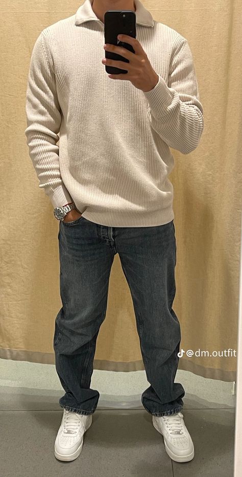 Guys Polo Outfit, Minimalist Aesthetic Men Outfit, Jeans And Quarter Zip Outfit, Outfit Chicos Casual, Hollister Men Outfits, Beanies Outfit Men, Basic Men Outfit Simple, Outfit Pull Beige, Men’s Style Casual