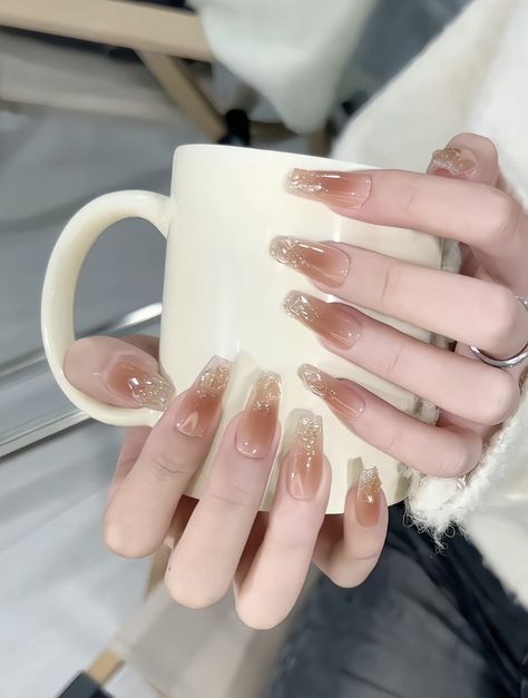 chinese christmas manicure ideas douyin nail winter happy new year aesthetic Christmas Manicure Ideas, Chinese New Year Nails, Happy New Year Aesthetic, Chinese Christmas, Nail Winter, Year Aesthetic, New Year Nails, Christmas Manicure, Manicure Ideas