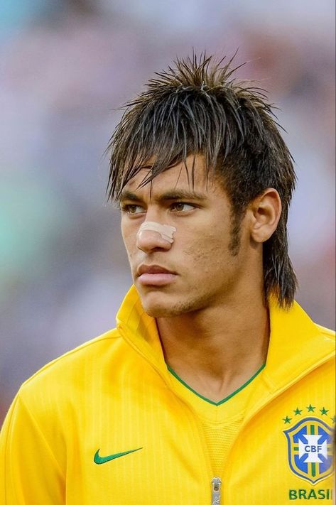 Young Neymar, High Quality Photos, Neymar Jr, Neymar, Brazil, Soccer, Bar, High Quality, Football