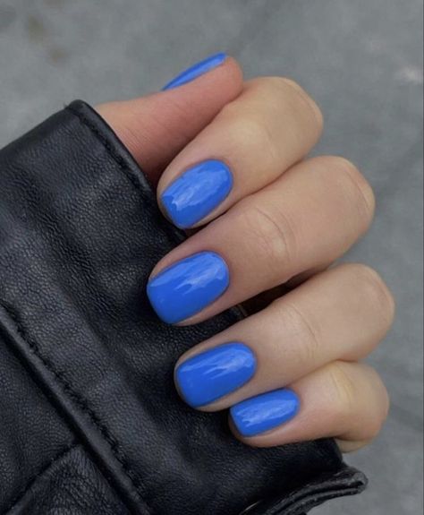 Single Color Nails, Beach Holiday Nails, Types Of Nails Shapes, Nails Shapes, Nails Solid, Cute Short Nails, Happy Stuff, Manicure Ideas, Types Of Nails