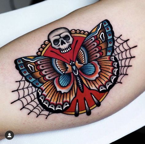 Butterfly With Skull, Hanger Tattoo, Harmony Tattoo, Traditional Butterfly Tattoo, Old School Traditional, Traditional Butterfly, Traditional Tattoo Flowers, Traditional Style Tattoo, Insect Tattoo