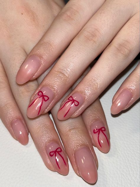 red bow ribbon nails inspo red nails aesthetic fall nails Coquette New Years Nails, Red Chrome Nails With Bow, Red Bow Nails Christmas, Winter Bow Nails, Nails With Bows Christmas, Aesthetic Holiday Nails, Red Nails Cute Design, Nail Xmas Designs, Red Bow Nail Art