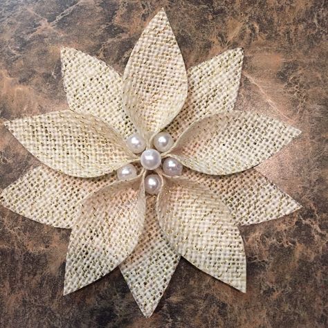 Penny Hill DIY Christmas Christmas Needlework, Jute Flowers, Rustic Christmas Ornaments, Jute Crafts, Burlap Crafts, Burlap Christmas, Burlap Flowers, Fabric Flowers Diy, Flower Diy Crafts