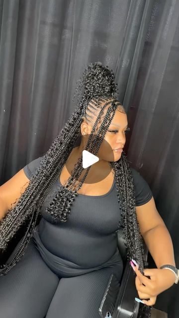 BRAID STYLIST 💕 on Instagram: "A real life bhaddie😍🖤💨!  STYLE: Boho fulani braids 😍🖤💨  Dm or call 📥📞 for ALL inquiries or to book   #montegobayhairdresser #mobayhairstylist #fulanibraids #braids #braidstyles #explore #smallknotlessbraids #knotlessbraids #pinkhair #stitchbraids #stitch #ponytail #stitchbun #heartbraidstyle #color350 #bohostyle #barbie #schoolhairstyles #schoolbraids #atlhairstylist #aliciakeysbraids #neatbraids #straightbacks #bohemian #montegobaybraider #newbraidstyle #toronto #brantfordontario #torontohairstylist #lemonadebraids" Fulani Bohemian Braids, Stitch Ponytail, Boho Fulani Braids, Keys Braids, New Braid Styles, Thick Hair Bob Haircut, Kids Short Haircuts, Alicia Keys Braids, Braids Boho