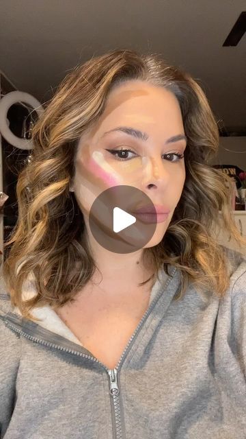 Contour For 50 Year Old, Best Contour Makeup Over 40, Contour For Older Women, Makeup For Over 40 How To Apply, Contour Over 50 Makeup Tips, Contour Over 40 Make Up, Contouring Over 40, Contour Makeup For Beginners Round Face, Contouring For Beginners Over 40