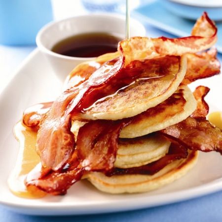 Pancakes With Bacon, Vegan Pancake Recipes, Best Brunch Recipes, Pancake Recipe Buttermilk, Pancakes And Bacon, Perfect Pancakes, Egg Recipes For Breakfast, Tasty Pancakes, Buttermilk Pancakes