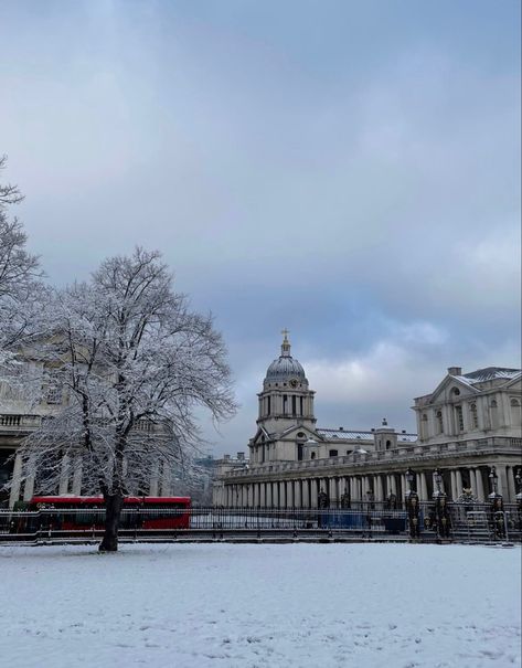 Greenwich University Aesthetic, University Of Greenwich London, University Motivation, University Of Greenwich, Greenwich London, London Vibes, Studying Abroad, 2024 Vision, City Aesthetic