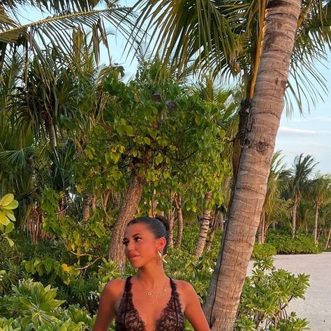 Phoebe Gore on Instagram: "Maldives photo round up 🌴✨💛 the last of the holiday pics I promise, some of my favourites and favourite looks!

Which is your fav look? Let me know in the comments 👀

Normal content to resume this week girlies 🫶🏼 Hope you’ve had a lovely Sunday!" Phoebe Gore, Trip Fits, Holiday Pics, Lovely Sunday, Holiday Pictures, Round Up, Maldives, I Promise, Let Me Know