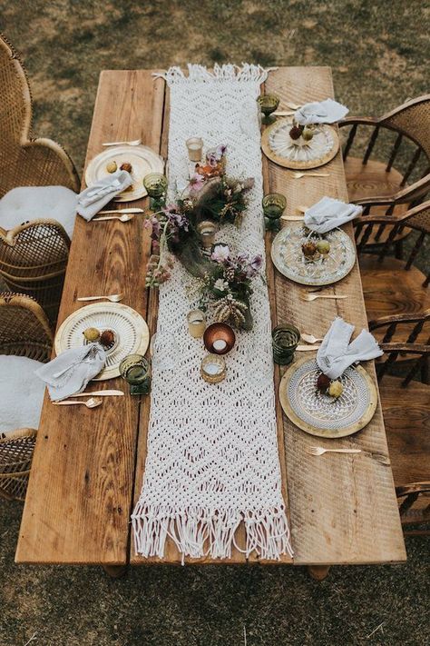 Whimsical Wedding Inspiration with Boho Luxe Style Boho Tablescape, Whimsical Wedding Inspiration, Fall Wedding Tables, Wedding Desert, Macrame Table, Tafel Decor, Wedding Organizer, Macrame Table Runner, Macrame Wedding