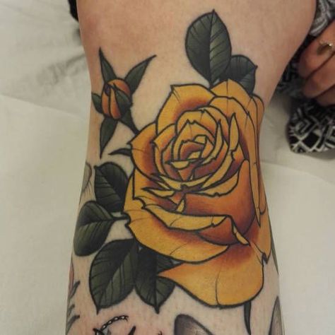 Yellow Rose Tattoo - Neo-Traditional Tattoo Traditional Rose Tattoo Yellow Flower Tattoos, Yellow Rose Tattoo, Neo Traditional Roses, Yellow Tattoo, Yellow Rose Tattoos, Flor Tattoo, Traditional Tattoo Flowers, Traditional Rose, Traditional Roses