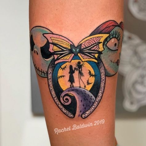 Disney Tattoos on Instagram: “💫: Happy September 1st! Summer is almost over and the best season of the year is about to begin! •••⁣ ••• 🎨 : ⁣⁣@rachelbaldwintattoo 🌎 :⁣⁣…” Zombie Disney Tattoos, Dark Disney Tattoos, Dark Tats, Nbc Wedding, Xoil Tattoos, Disney Couple Tattoos, Dark Disney Tattoo, Disney Inspired Tattoos, Tattooed Mom