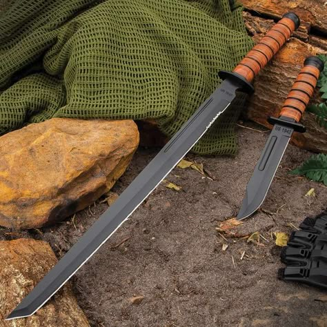 US 1942 Combat Fighting Knife And Sword Dystopia Outfit, Items Reference, Zombie Survival Gear, Zombie Survival Kit, Tactical Swords, Wedding Cloak, Swords Medieval, Arte Robot, Zombie Survival