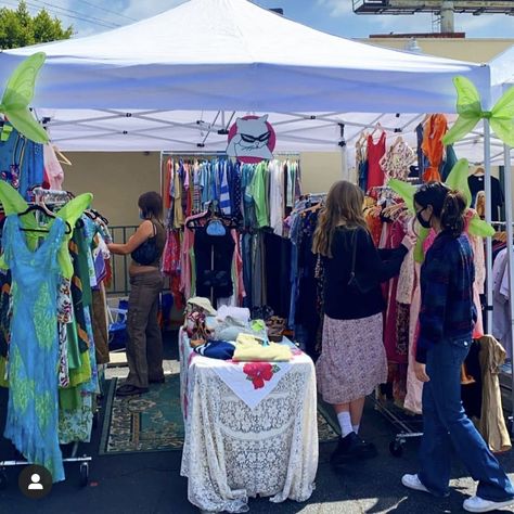 Festival Vendor Booth Ideas, Clothing Booth Display Ideas Tent, Festival Vendor Set Up, Music Festival Vendor Booth Ideas, Festival Tent Setup Booth Ideas, Small Business Festival Booth, Tent Backdrop, Festival Vendor, Vendor Booth Ideas