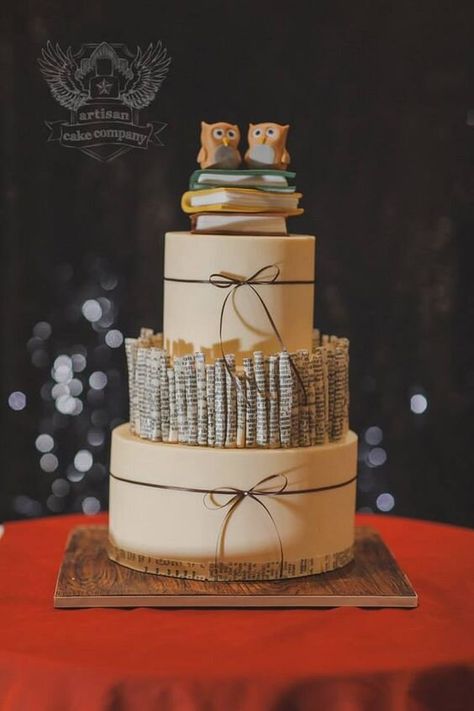 10 Wedding Cakes For Book Lovers — Cake Wrecks Book Themed Wedding Cakes, Bookish Party, Literary Wedding Theme, Book Themed Wedding, Literary Wedding, Geeky Wedding, Book Cakes, Cake Wrecks, 18th Bday