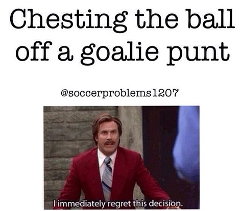 ⚽️ hahaha yeah... Athlete Problems, Soccer Girl Probs, Funny Soccer Memes, Womens Softball, Soccer Problems, Soccer Jokes, Soccer Baby, Soccer Girl Problems, Soccer Stuff