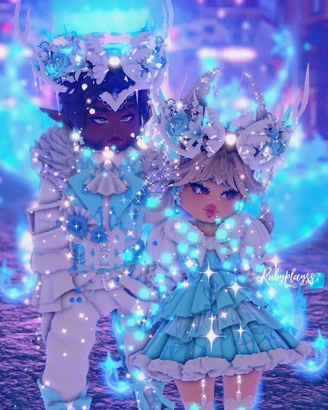 Royale High Matching Outfits Couple, Rh Matching Outfits, Matching Roblox Outfits Couple Codes, Matching Royale High Outfits, Royal High Concepts, Royale High Realms, High Couple, Galaxy/space Fashion Outfit Royale High, Team Rh