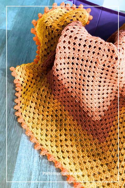 Continuous Granny Square Crochet Blanket With Dot Border Granny Square Crochet Blanket, Square Crochet Blanket, Crochet Stitches Guide, Baby Sweater Patterns, Diy Baby Clothes, Crochet Granny Square Blanket, Crochet Wedding, Yarn Cake, All Free Crochet