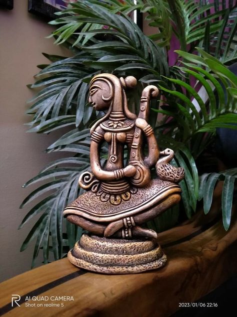 For order please DM. Excellent terracotta items for home decor. Dhokra Art With Clay, Terracotta Statues, Durga Art, Ma Saraswati, Meditation Room Design, Tissue Paper Painting, Dhokra Art, Saraswati Idol, Wooden Tools