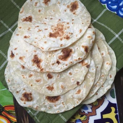 Tortilla Recipe No Baking Powder, Flour Tortilla Recipe, Recipes With Flour Tortillas, Fast Cooking, Mexican Kitchen, Flour Tortilla, Cooking Bread, Mexican Kitchens, Tortilla Recipe