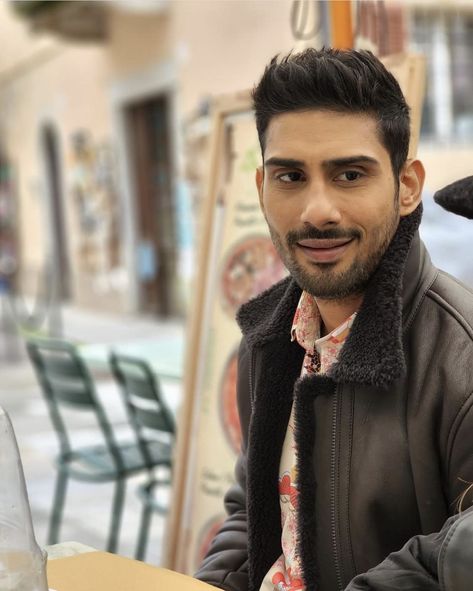 Prateik Babbar