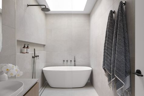 Zephyr + Stone's Fifty Shades Bathroom Project - Highgrove Bathrooms Scandi Bathroom, Bathroom Design Plans, Scheme Design, Coral House, Ensuite Design, Interior Design Secrets, Best Bathroom Lighting, Top Bathroom Design, Bathroom Addition