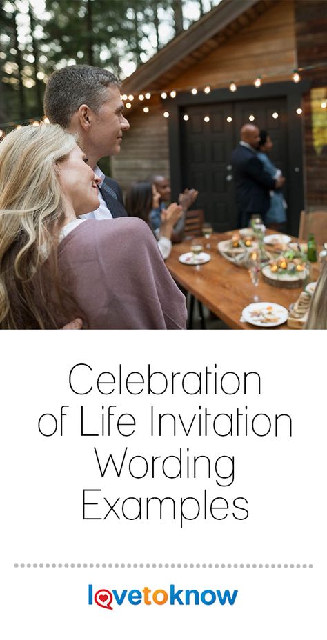 A celebration of life is far less formal than a funeral or memorial service, yet there are instances when you will want to send out paper invitations for the event. This is especially true if the deceased had loved ones who are scattered geographically or who don't utilize social media. Send the invitations with enough time for invitees to arrange travel or childcare. #grief #grieving #memorial #celebrationoflife Outside Memorial Service Ideas, How To Organize A Celebration Of Life, Decorating Ideas For Celebration Of Life, Celebration Of Life Memorial Invitations, Celebration Of Life Invitation Ideas, Celebration Of Life Memorial Ideas Party Outdoor, Ideas For A Memorial Service, Backyard Celebration Of Life, Planning A Memorial Celebration