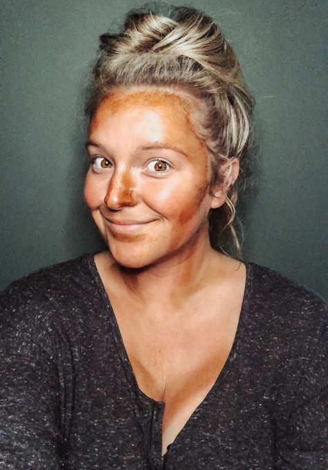 Self Tanner As Contour, Face Contouring With Self Tanner, Sunless Tanner Contouring, Tan Face Makeup, How To Contour With Self Tanner, How To Put Self Tanner On Face, Tantouring Faces, Self Tanner Contouring Faces, Contour Face With Self Tanner