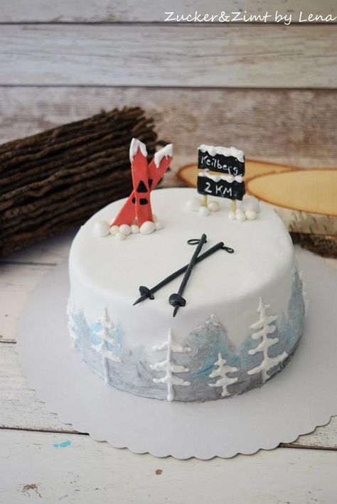 Ski Cakes Birthdays, Ski Themed Cake, Ski Cake Ideas Birthday, Skiing Birthday Cake, Skiing Cake Ideas, Papsikel Design, Ski Cake Ideas, Cake Skiing, Ski Birthday Cake