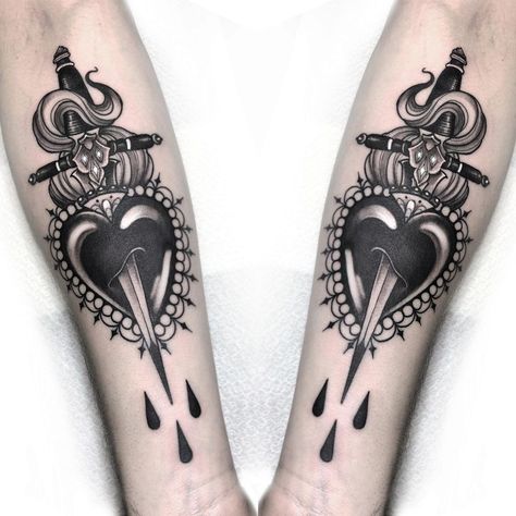 Heart Dagger Tattoo, Sacred Heart Tattoo, Optical Illusion Tattoos, Illusion Tattoos, Sacred Heart Tattoos, Heart Tattoos, Fire Tattoo, Heart Tattoo Designs, The Burning