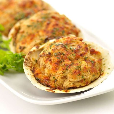 Quahog Recipes, Stuffies Recipe, Baked Clams Recipe, Stuffed Quahogs, Baked Clams, England Recipes, Clams Casino, Cooking Fish, Clam Shells