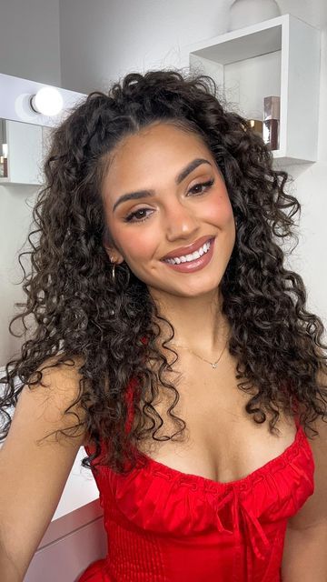 Olivia Calabio, Half Up Styles, Hairstyle Inspo, Half Up Half Down Hair, Plaits, Curly Girl, Half Up Half Down, Half Up, Up Styles