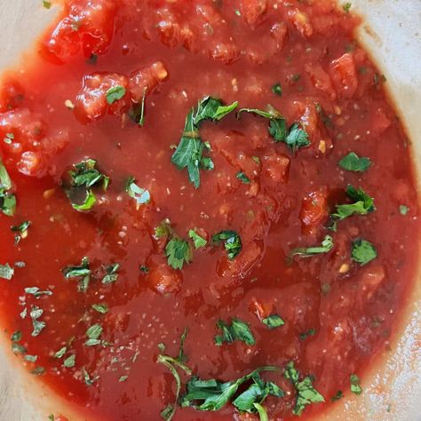 With a can of crushed tomatoes and a variety of herbs and spices, this delicious homemade Italian marinara sauce is a great topping for pasta or as a dipping sauce. Homemade Marinara Sauce From Frozen Tomatoes, Marinara Sauce Homemade Fresh Tomatoes Slow Cooker, Homemade Marinara Sauce Whole Tomatoes, Canning Roma Tomatoes Marinara Sauce, Marinara Sauce Homemade San Marzano, Marinara Recipe, Marinara Sauce Recipe, Marinara Sauce Homemade, Easy Italian