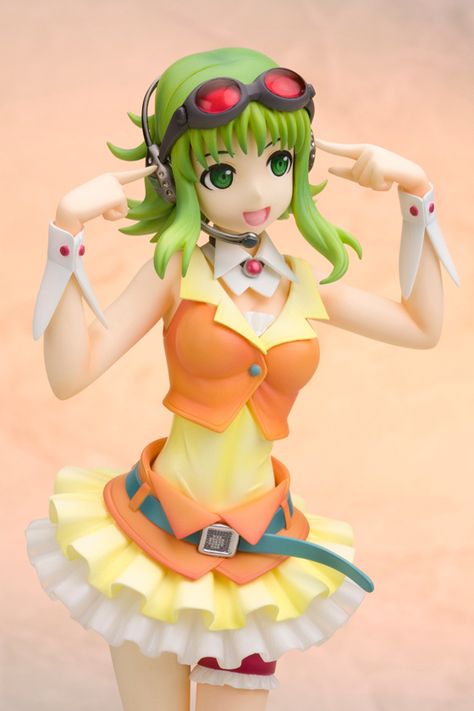 Vocaloid Figurines, Gumi Cosplay, Vocaloid Figures, Cute Figurines, Anime Figurine, Figure Reference, Gift Inspo, Anime Figurines, Figure Poses