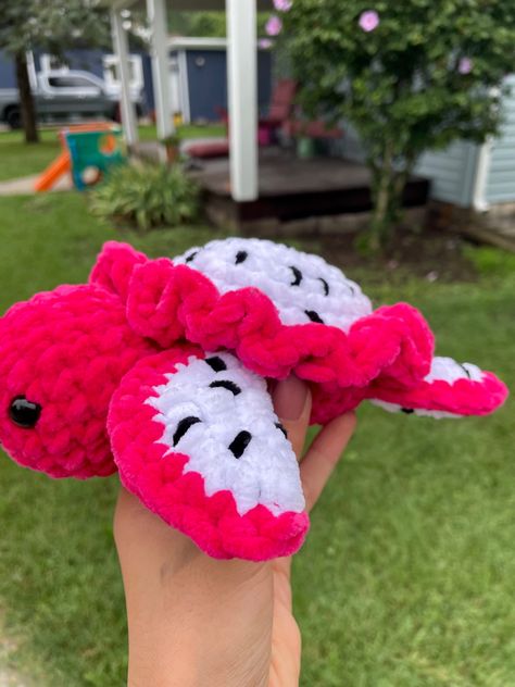 Dragon Fruit Bat Crochet, Crochet Dragon Fruit Turtle, Summer Crochet Plushies, Fruit Turtle Crochet, Crochet Fruit Turtle, Crochet Fruit Animals, Crochet Dragon Fruit, Fruit Turtle, Turtle Dragon