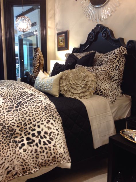 Beautiful leopard Cheetah Print Room Ideas, Cheetah Print Room, Leopard Print Room, Cheetah Print Bedroom, Leopard Bedroom Decor, Cheetah Room, Cheetah Bedroom, Leopard Print Bedroom, Leopard Room