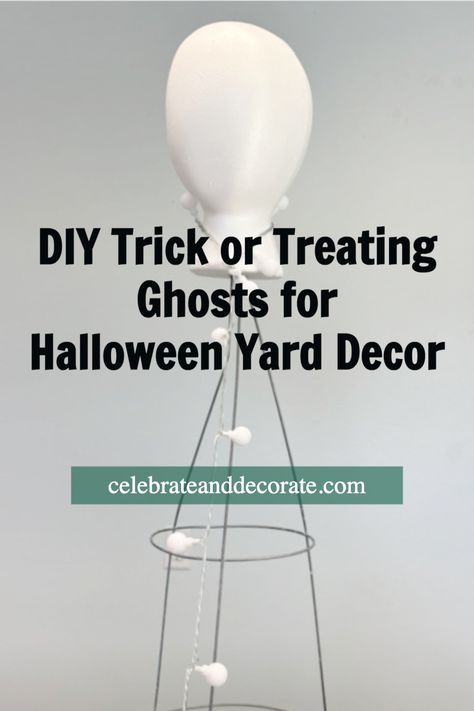 DIY Trick or Treating Ghosts for Halloween Yard Decor Spooky Yard Decorations, Halloween Lawn Ghosts, Tomato Cage Ghost, Lawn Ghosts, Yard Ghosts, Ghosts For Halloween, Halloween Lawn, Ghost Diy, Ghost Light