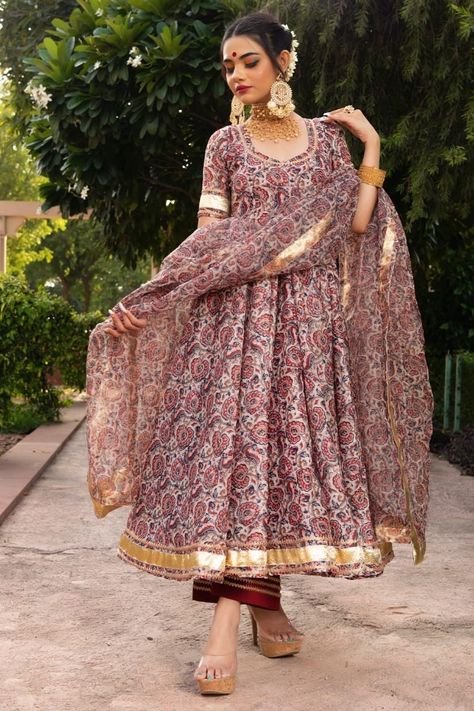 "RAYON ANARKALI KURTI LONG GOWN PANT WITH DUPATTA SET 💃 Trendy And Cool Outfit With Pure Reyon Fabric Print Gotta Detailing Anarkali Kurti With Print Pant With Full Dupatta Beautiful Printed💃 ⭐ Fabric: Rayon 14KG ⭐Product: Kurti + Pant+ Dupatta ⭐ lenght Anarkali Kurti \"52\" Pant \"38\" Dupatta \"2.50 Mitter\" ⭐Color`s: Single colour ⭐Work: Print Gotta Detailing ⭐Type: Fully stitched Neckline :Square Neck *size S to XXL (36 to 44)* Slevees :Half Sleeves Regular wear kurti. fabric is very soft Cotton Anarkali Dress, Organza Anarkali, Red Anarkali Suits, Printed Anarkali Suits, Anarkali Patterns, Red Anarkali, Printed Anarkali, Printed Organza, Cotton Anarkali