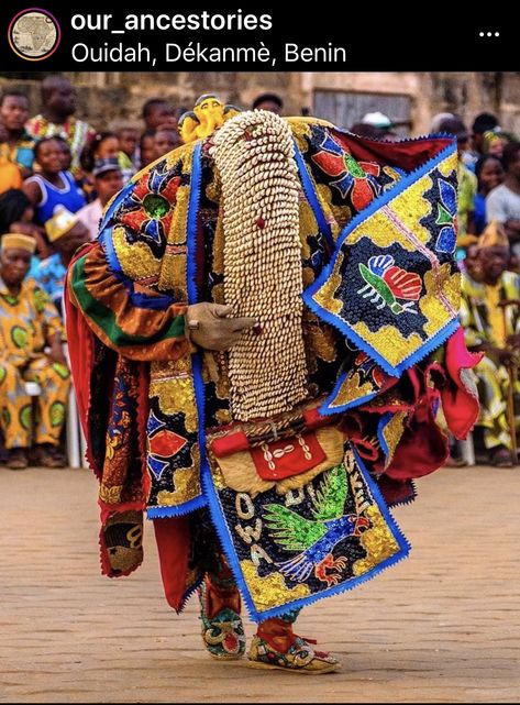 Benin Voodoo, African Masquerade, Yoruba People, African Dance, Egyptian Jewelry, Tableau Art, African Pattern, African Masks, Jan 11