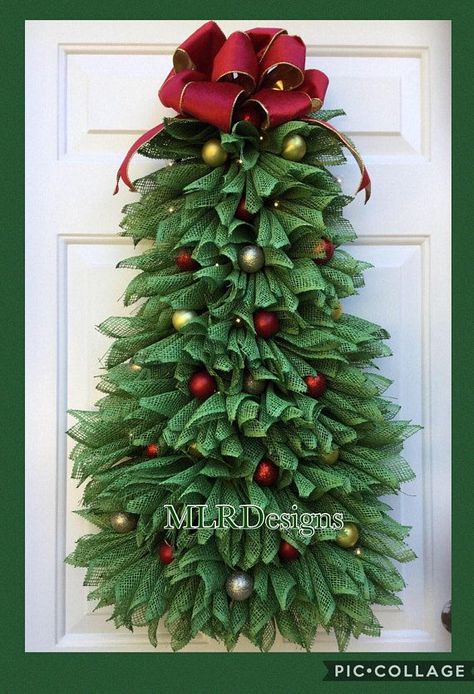 I think this is AMAZING! A deco mesh Christmas Tree. Hope it’s not too difficult ‘cause I. Love. It. Mesh Christmas Tree Wreath, Christmas Tree Wreath Diy, Mesh Christmas Tree, Wallpaper Samsung Galaxy, Diy Christmas Wreaths, Tree Wreath, Christmas Wreaths To Make, Christmas Tree Wreath, Handmade Wreaths