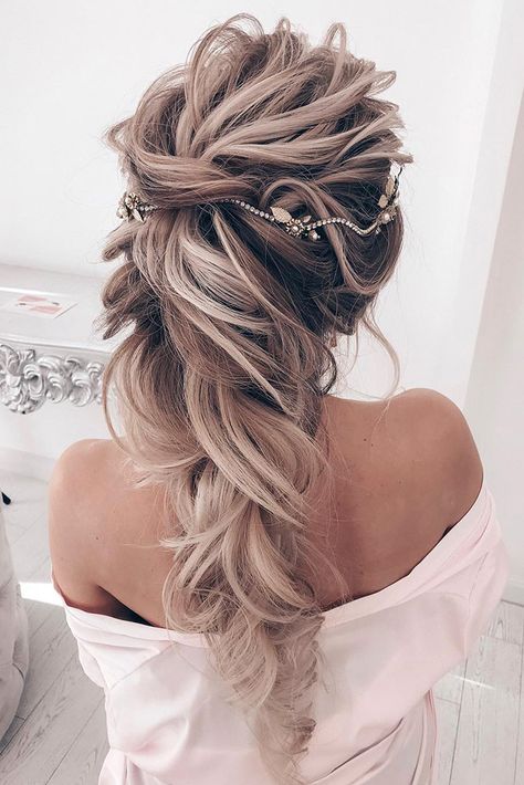 wedding hair half up elegant half up half down with halo accessorie on long blonde hair elstilespb Soft Wedding Hair, Wedding Hair Half, Dance Hairstyles, Fishtail Braid, Wedding Hairstyles Half Up Half Down, Wedding Hair Inspiration, Wedding Hair Down, Long Blonde, Half Up Half Down Hair