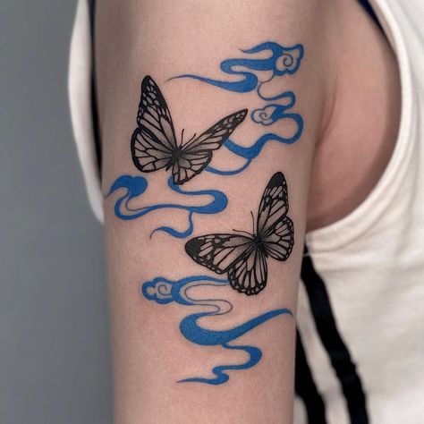 Unique Butterfly Tattoos, Unique Butterfly, Dope Tattoos For Women, Butterfly Tattoos, Cute Tattoos For Women, Discreet Tattoos, Elegant Tattoos, Dope Tattoos, Simplistic Tattoos