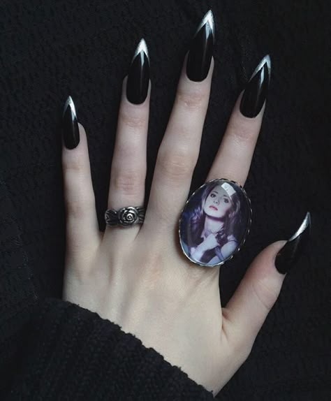 Happy Birthday Buffy! ⚔Wearing my ring from @worship13 in honor of the Buffsters' bday today! Get one for yourself, use code HARPER13 for 10% off @worship13 site!! ....and if the apocalypse comes, BEEP ME! #btvs Silver French Manicure, Witch Nails, Witchy Nails, Stiletto Nail Art, Gothic Nails, Black Nail Art, Goth Nails, Stiletto Nails Designs, White Nail Polish