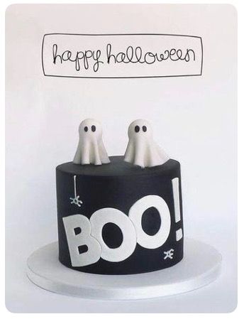 Halloween Fondant, Peace Of Cake, Boo Cake, Halloween Birthday Cake, Pasteles Halloween, Dessert Halloween, Halloween Birthday Cakes, Ghost Cake, Halloween Baking