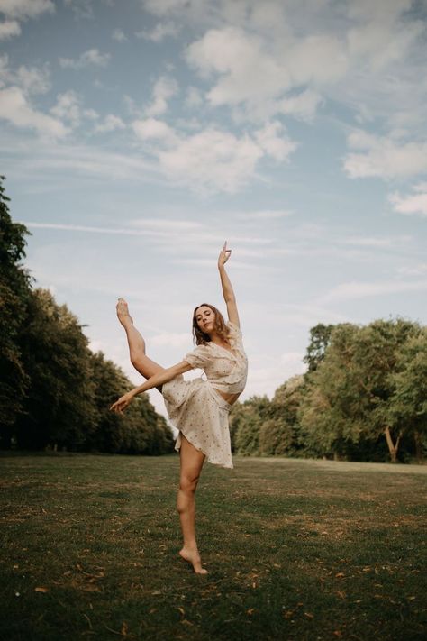 a graceful ballet dancer photographed in nature surrounded by trees in the summer Ballet Forest Photoshoot, Dance Poses In Nature, Dancer Photography Outdoor, Outside Dance Pictures, Dance Poses For Pictures Outside, Outdoor Dance Poses, Dance Pictures Outside, Dance Photo Outfits, Dance Photography Poses Outdoor