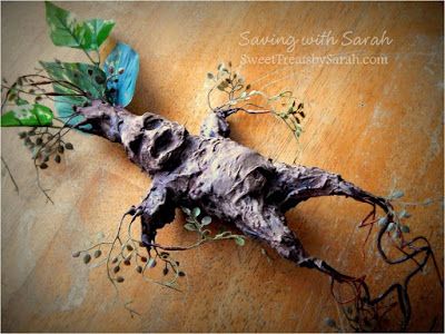 Sweet Treats by Sarah: Harry Potter DIY Project Part 2 : Spell Book and Mandrake Root Diy Mandrake Plant, Diy Spellbook, Diy Mandrake, Harry Potter Mandrake, Mandrake Root, Harry Potter Christmas Tree, Harry Potter Classroom, Festa Harry Potter, Anniversaire Harry Potter