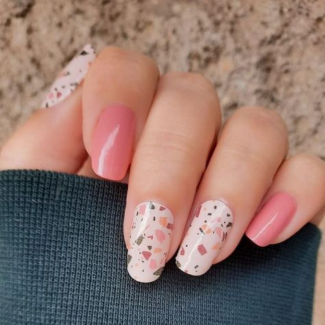 No Way San José, Back in Tile Color Street Mani, Ring Finger Nails, Nail Color Combos, Mixed Mani, Star Nail Art, Finger Nail Art, Nail Jewelry, Short Acrylic Nails Designs, Girls Nails