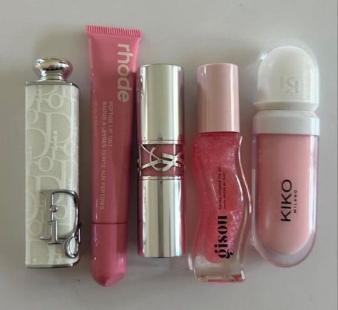 Makeup Bag Essentials, Sephora Skin Care, Fancy Makeup, Dior Makeup, Lip Products, Lip Glosses, Makeup Items, Makati, Makeup Essentials