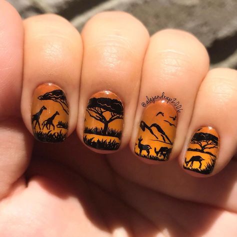 Giraffe Nails Designs, Safari Nail Ideas, Safari Themed Nails, Safari Theme Nails, Animal Nails Designs, Safari Nails Designs, Zoo Nails, Africa Nails, Giraffe Nails