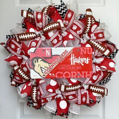 Cornhuskers Football, Nebraska Cornhuskers Football, Sports Wreath, University Of Nebraska Lincoln, Nebraska Lincoln, Sports Wreaths, Football Wreath, Easy Diy Wreaths, Nebraska Cornhuskers