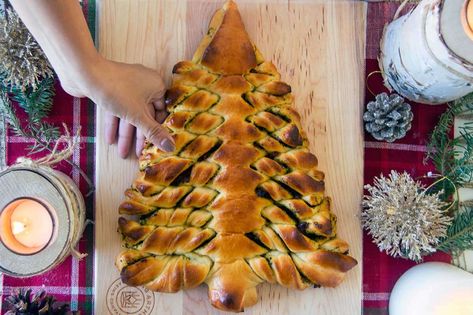 Christmas tree bread is a tasty holiday twist | King Arthur Baking Cinnamon Star Bread Recipe, Tree Bread, Twist Bread, Christmas Tree Bread, Quick Dinner Rolls, Hot Spinach Dip, Star Bread, King Arthur Baking, Holiday Bread